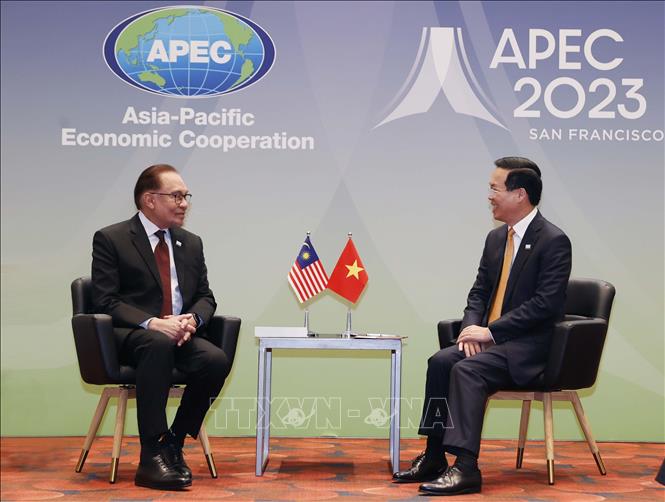 Chủ tịch nước Võ Văn Thưởng tiếp Thủ tướng Malaysia nhân dịp dự Tuần lễ Cấp cao APEC 2023 Chủ tịch nước Võ Văn Thưởng tiếp Thủ tướng Malaysia Anwar Ibrahim. Ảnh: Thống Nhất/TTXVN