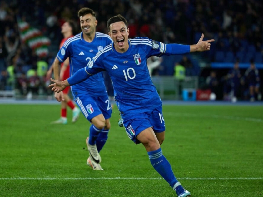 Ý tiến gần tới tấm vé dự vòng chung kết Euro 2024, Anh nhẹ nhàng đánh bại Malta Kane tiếp tục phong độ ghi bàn ấn tượng. Nguồn: Internet