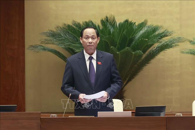 Thông cáo báo chí số 16, Kỳ họp thứ 6, Quốc hội khóa XV Phó chủ tịch Quốc hội Trần Quang Phương điều hành phiên họp. Ảnh: Doãn Tấn/TTXVN
