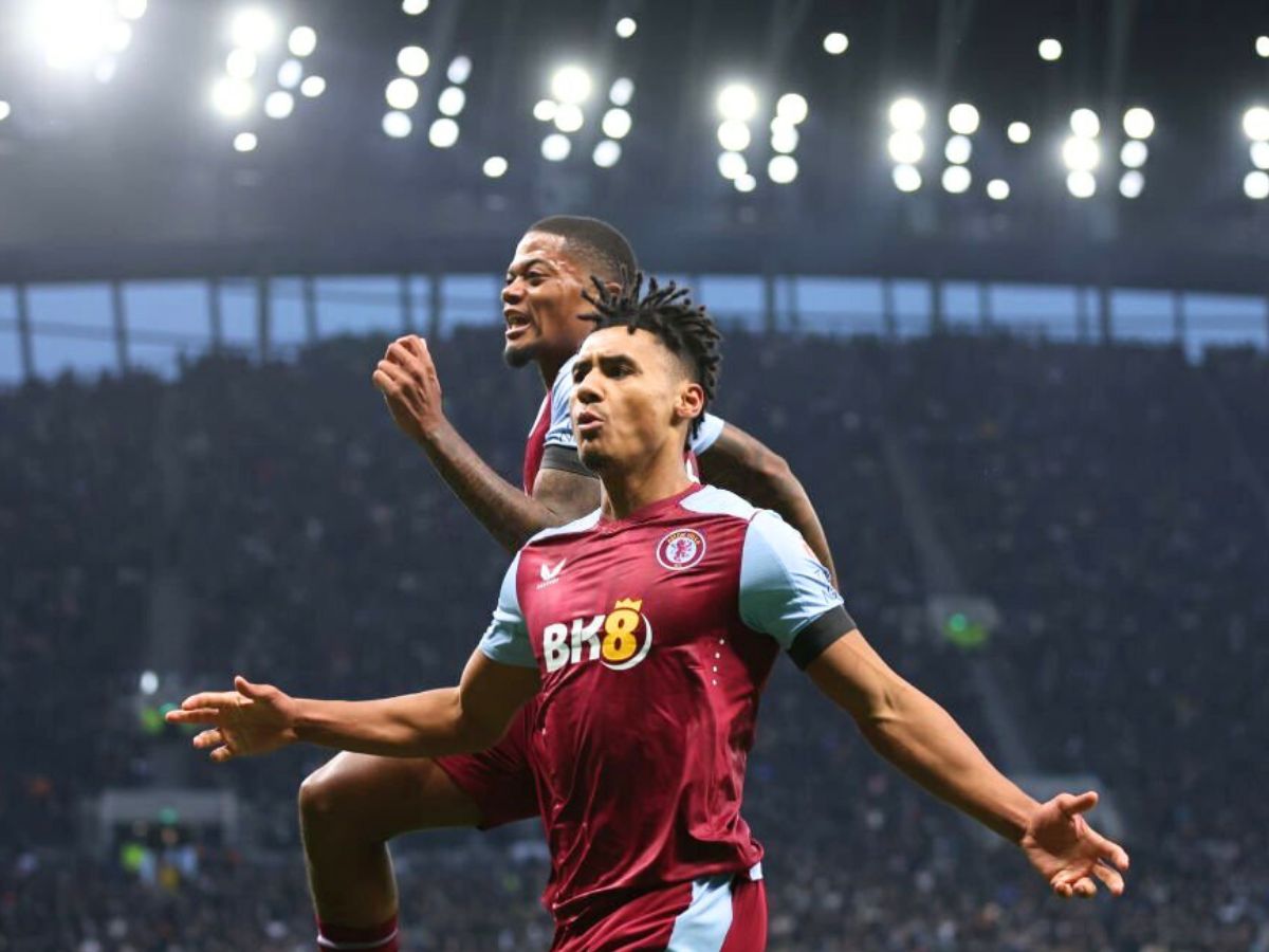 MU áp sát top 4, Tottenham thua ngược Aston Villa Watkins đã tỏa sáng giúp Aston Villa giành chiến thắng. Nguồn: Internet
