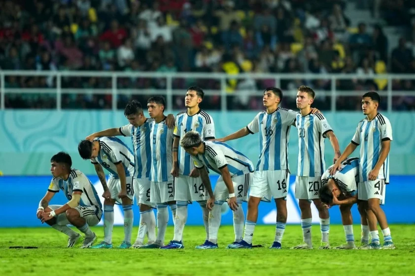 U17 Argentina thua đáng tiếc trên chấm phạt đền