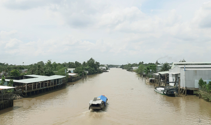 Dòng sông Thom có tiềm năng phát triển du lịch, là điểm đến mang đậm nét đặc trưng của du lịch Xứ dừa. Ảnh: Thanh Ngân.