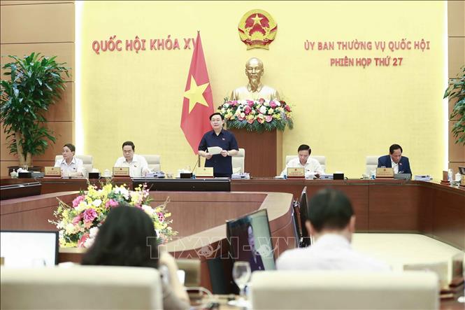 Ngày 13-12-2023, khai mạc Phiên họp thứ 28 của Ủy ban Thường vụ Quốc hội Chủ tịch Quốc hội Vương Đình Huệ phát biểu khai mạc Phiên họp thứ 27 của Uỷ ban Thường vụ Quốc hội. Ảnh tư liệu: Doãn Tấn/TTXVN