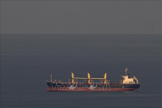 Tàu Equator tới một trong các cảng ở vùng Odesa, Ukraine để chở ngũ cốc, ngày 3-10-2023. Ảnh: AFP/TTXVN