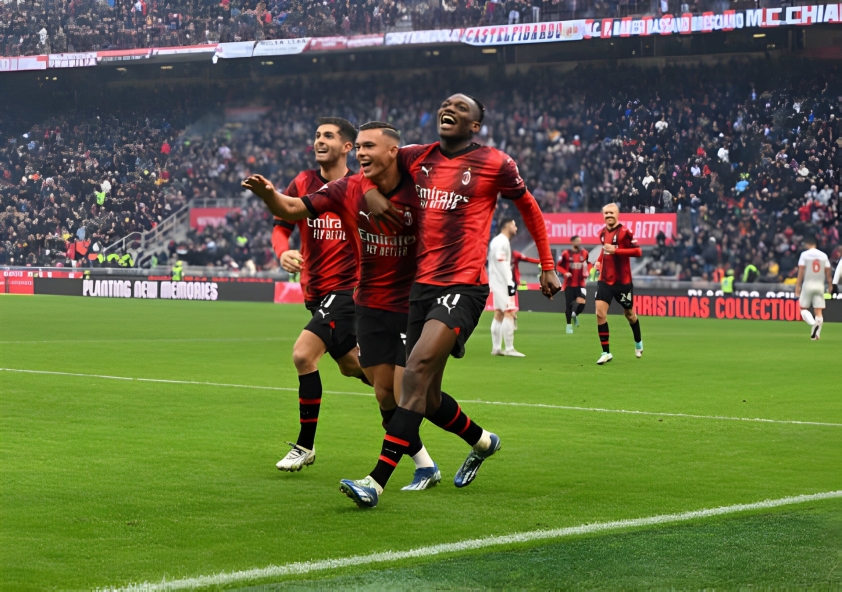 Thêu hoa dệt gấm, AC Milan thắng lớn tại vòng 16 Serie A Milan giành chiến thắng dễ dàng trước Monza. Ảnh: GETTY.