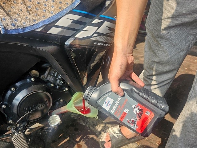 Dailydaunhot.com phân phối nhớt chính hãng uy tín số 1 Việt Nam