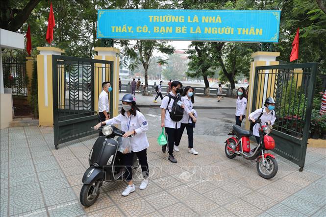 Tăng cường bảo đảm trật tự, an toàn giao thông cho lứa tuổi học sinh Tăng cường bảo đảm trật tự, an toàn giao thông cho lứa tuổi học sinh. Ảnh tư liệu: Thanh Tùng/TTXVN