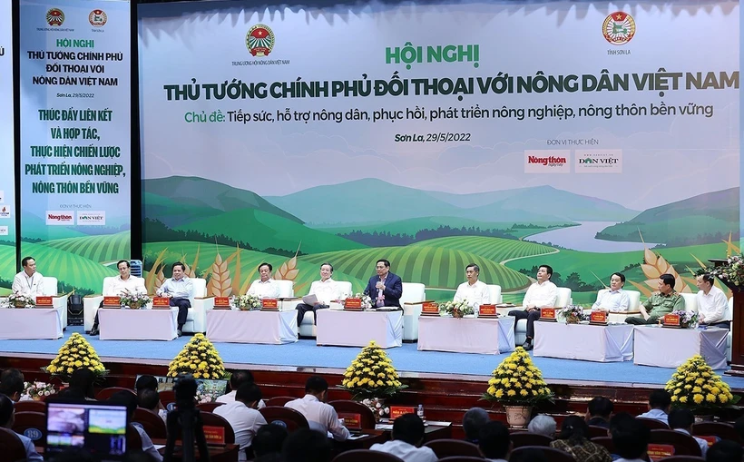 Thủ tướng Chính phủ Phạm Minh Chính đối thoại với nông dân Việt Nam năm 2022. Ảnh: Dương Giang: TTXVN