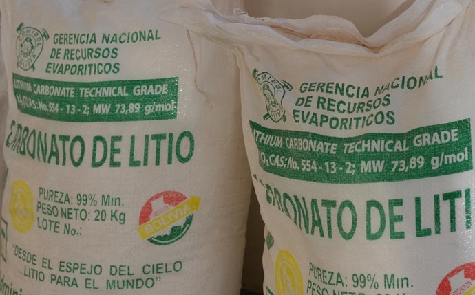 Lithium từ Bolivia. Ảnh: DW