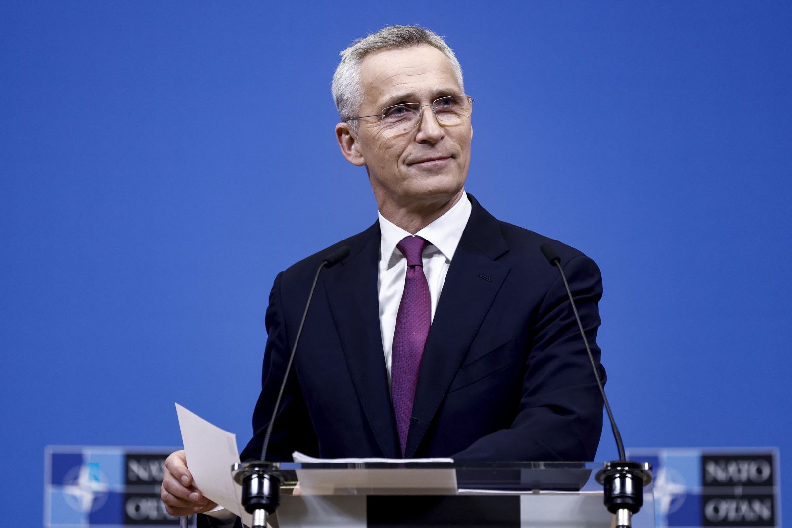 Tổng thư ký NATO Jens Stoltenberg tại cuộc họp báo ở Brussels, Bỉ, tháng 4-2023. Ảnh: AFP/TTXVN