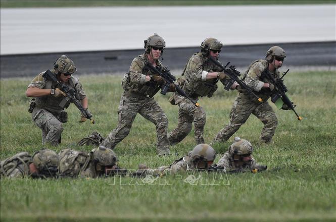 Binh sĩ Mỹ tham gia một buổi huấn luyện quân sự tại căn cứ không quân Osan ở Pyeongtaek, Hàn Quốc ngày 20-9-2019. Ảnh: AFP/TTXVN
