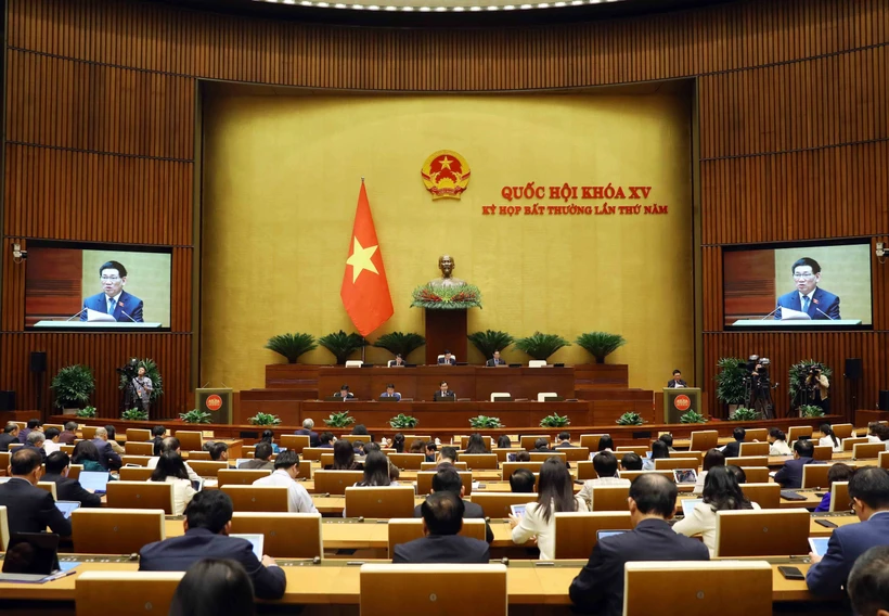 Quốc hội làm việc tại kỳ họp bất thường lần thứ 5. (Ảnh: TTXVN/Vietnam+)