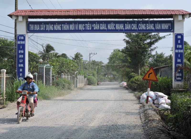 Tuyên truyền, vận động nhân dân tạo sự đồng thuận thực hiện các công trình, dự án trọng điểm trên địa bàn tỉnh là một trong những thành tích nổi bật của công tác dân vận.