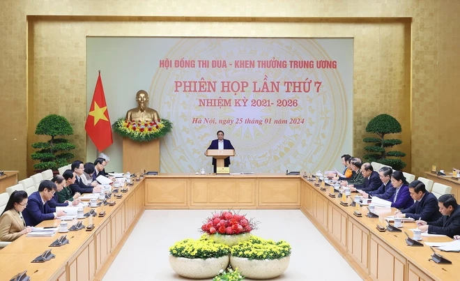 Thủ tướng: Đánh giá khách quan thực trạng công tác thi đua, khen thưởng Thủ tướng Phạm Minh Chính chủ trì Phiên họp lần thứ 7 Hội đồng Thi đua - Khen thưởng Trung ương. Ảnh: Dương Giang/TTXVN