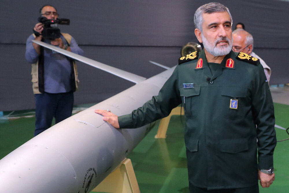 Phản ứng của Iran trước cảnh báo trả đũa từ Mỹ Các quan chức quân sự Iran cũng đã cảnh báo rằng bất kỳ cuộc tấn công nào vào nước này sẽ nhận sự đáp trả mạnh mẽ. Ảnh: Tehrantimes.com