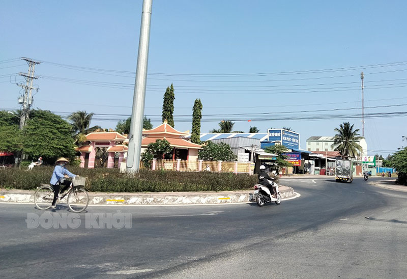 Tuyên truyền, vận động xây dựng ấp thông minh Ấp Hữu Thành nằm ở trung tâm của xã Hữu Định, huyện Châu Thành.