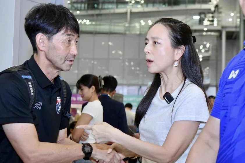Chủ tịch Madam Pang ra quyết định về HLV Thái Lan Tân chủ tịch Madam Pang khẳng định sẽ gia hạn với HLV Ishii (Ảnh: FAT)