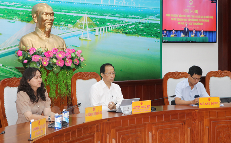 Phó Chủ tịch Thường trực UBND tỉnh Nguyễn Trúc Sơn chủ trì điểm cầu tỉnh 