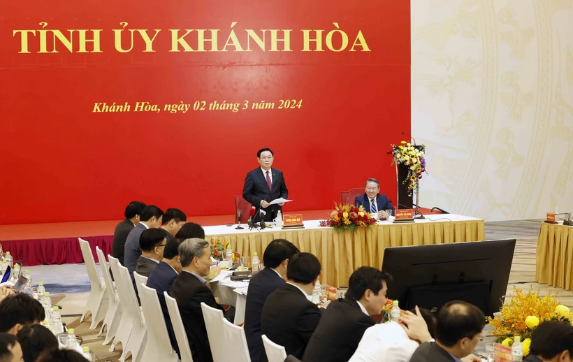 Chủ tịch Quốc hội: Khánh Hòa cần tăng tốc ngay từ năm 2024 để đạt các mục tiêu Chủ tịch Quốc hội Vương Đình Huệ phát biểu kết luận buổi làm việc. (Ảnh: Nhan Sáng/TTXVN)