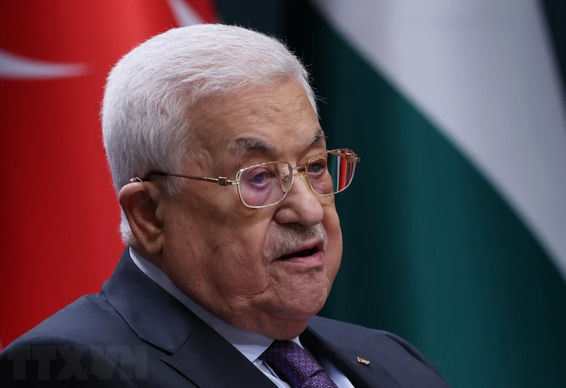 Tổng thống Palestine Mahmoud Abbas phát biểu trong cuộc họp báo ngày 25-7-2023. Ảnh: AFP/TTXVN