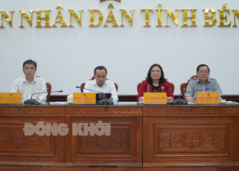 Tập trung tháo gỡ khó khăn trong xây dựng đề án xin chủ trương thành lập Trường Đại học Tây Nam Bộ Lãnh đạo chủ trì buổi làm việc