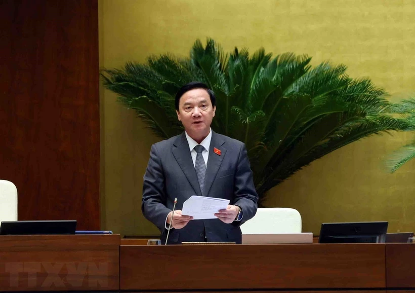 Ủy ban Thường vụ Quốc hội: Kết thúc phiên chất vấn và trả lời chất vấn Phó Chủ tịch Quốc hội Nguyễn Khắc Định điều hành phiên chất vấn và trả lời chất vấn. (Ảnh: Phạm Kiên/TTXVN)