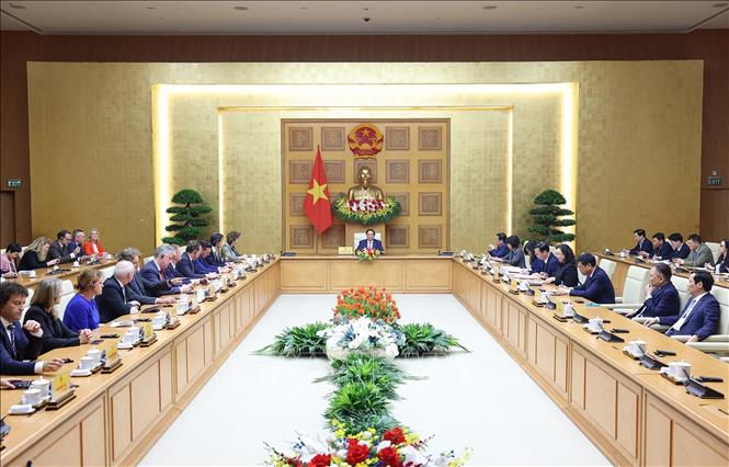 Thủ tướng Phạm Minh Chính tiếp đoàn doanh nghiệp hàng đầu Hà Lan. Ảnh: Dương Giang/TTXVN
