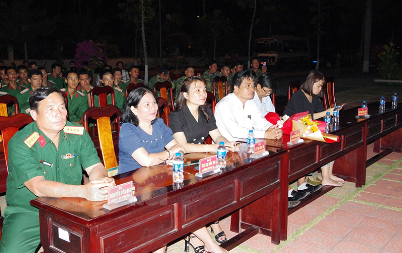 Kiểm tra toàn diện công tác quân sự, quốc phòng địa phương Ban Chỉ huy Quân sự huyện Mỏ Cày Bắc