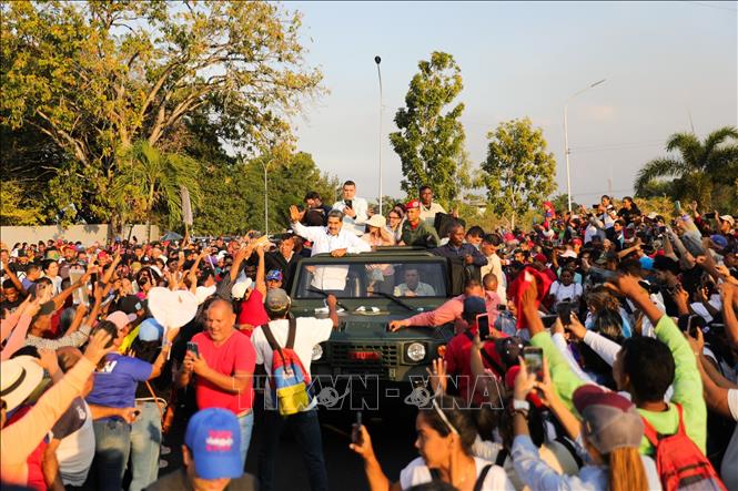 Tổng thống Venezuela Nicolas Maduro gặp gỡ những người ủng hộ ở Maturin, bang Monagas ngày 11-3-2024. Ảnh: AFP/TTXVN