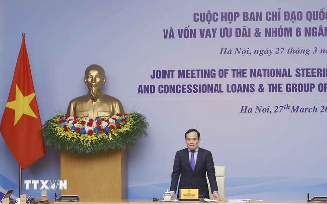 Phó thủ tướng Trần Lưu Quang phát biểu. Ảnh: Doãn Tấn/TTXVN