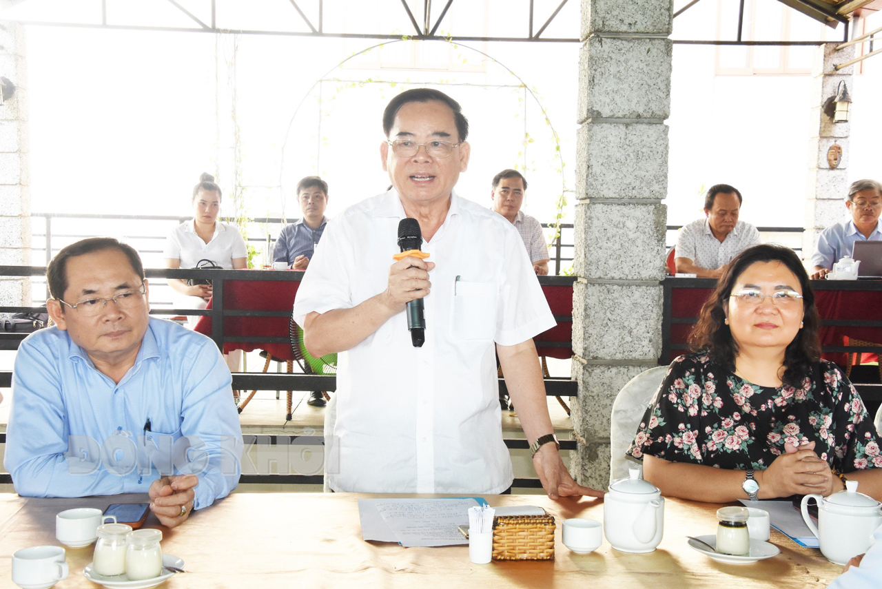 Chủ tịch UBND tỉnh Trần Ngọc Tam kết luận và chỉ đạo giải quyết dứt điểm khó khăn, vướng mắc của doanh nghiệp.