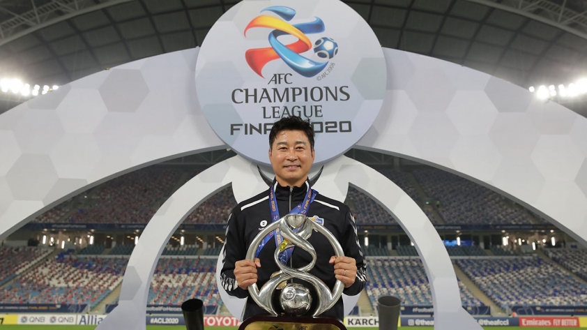 HLV Kim Do Hoon từng vô địch AFC Champions League