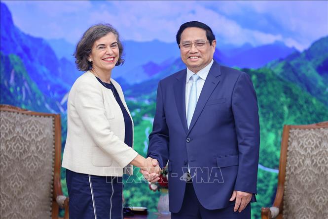 Thủ tướng Phạm Minh Chính tiếp bà Carmen Cano De Lasala, Đại sứ Tây Ban Nha tại Việt Nam đến chào xã giao. Ảnh: Dương Giang/TTXVN