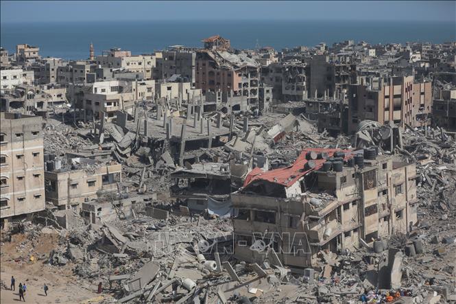 Cảnh đổ nát sau các cuộc không kích của Israel tại Dải Gaza ngày 1-4-2024. Ảnh: THX/TTXVN