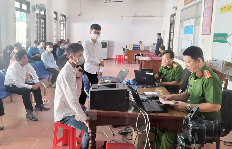 Làm căn cước công dân tại Phòng Cảnh sát quản lý hành chính về trật tự xã hội Công an tỉnh.