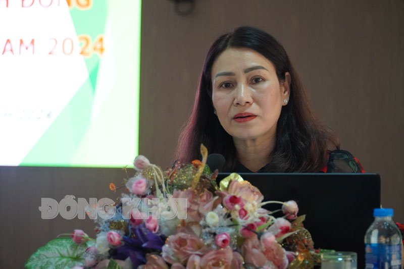 Chi cục trưởng Chi cục An toàn vệ sinh thực phẩm tỉnh Cao Thanh Diễm Thúy triển khai kế hoạch tháng hành động