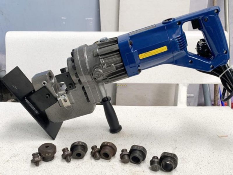 Mua máy đột lỗ thủy lực ở đâu chính hãng, giá rẻ?