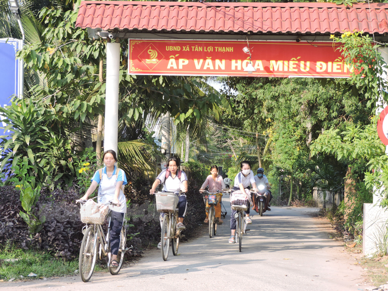Mô hình hỗ trợ công tác an sinh xã hội toàn diện giúp Tân Lợi Thạnh hoàn thành những tuyến đường dân sinh đạt 100% theo kế hoạch giai đoạn 2022 - 2025.       