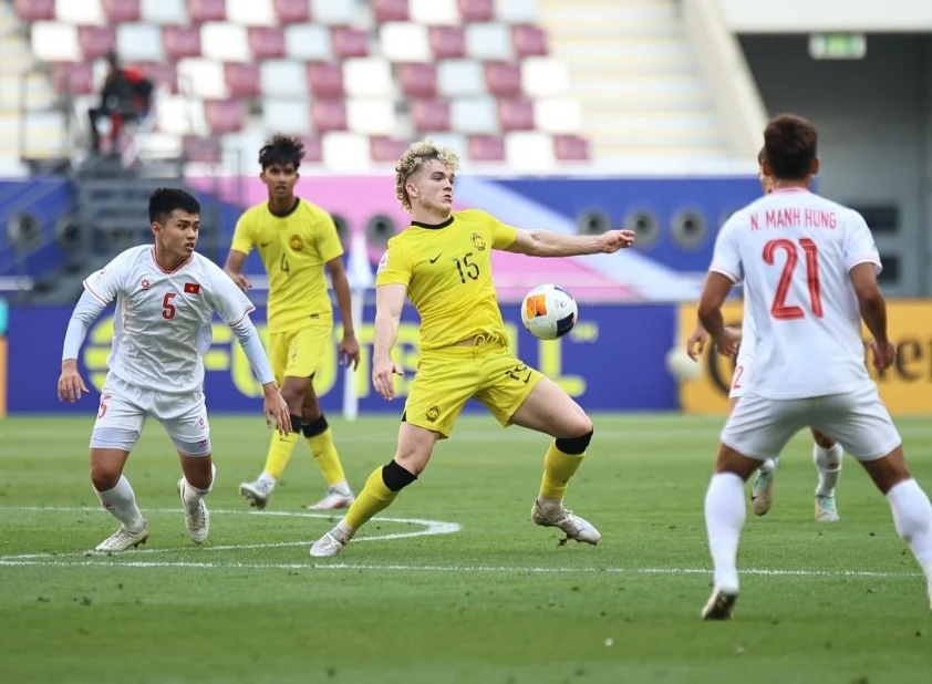 U23 Việt Nam lại gieo sầu Malaysia, tiến gần tới Tứ kết châu Á U23 Việt Nam có trận đấu tương đối khó khăn trước U23 Malaysia (Ảnh: FAM)