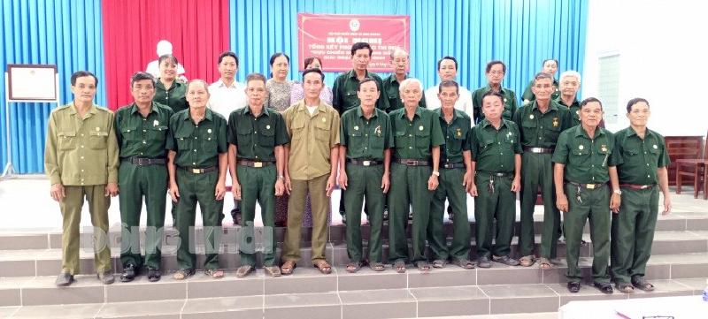 Tin hoạt động các huyện, thành phố ngày 25-4-2024 Đại biểu chụp ảnh lưu niệm. Ảnh: Bảo Toàn.