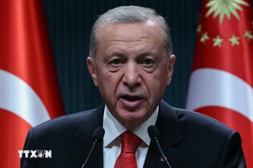 Tổng thống Thổ Nhĩ Kỳ Recep Tayyip Erdogan phát biểu tại một cuộc họp báo. Ảnh: AFP/TTXVN