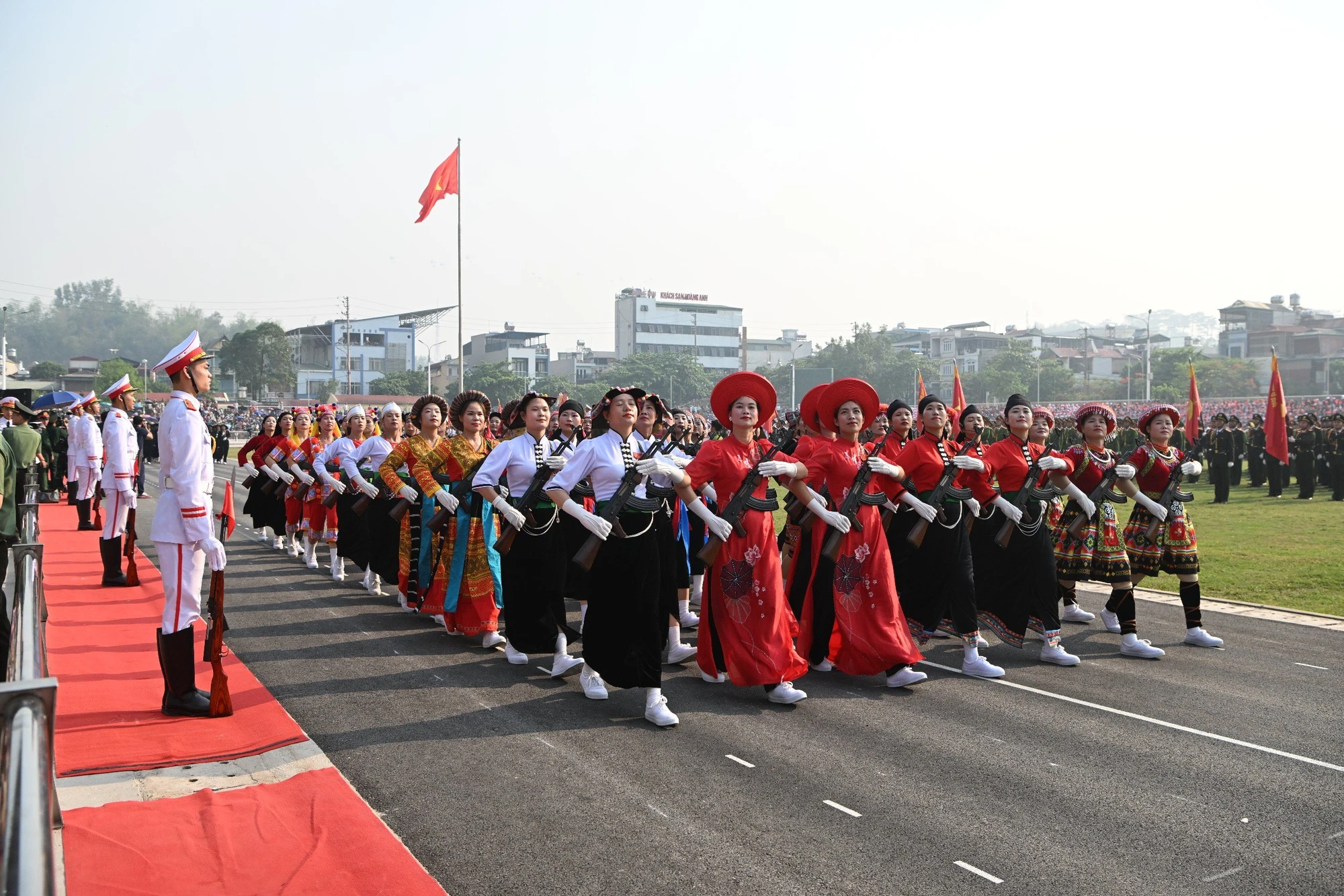 12.000 người hợp luyện diễu binh, diễu hành tại Điện Biên Phủ