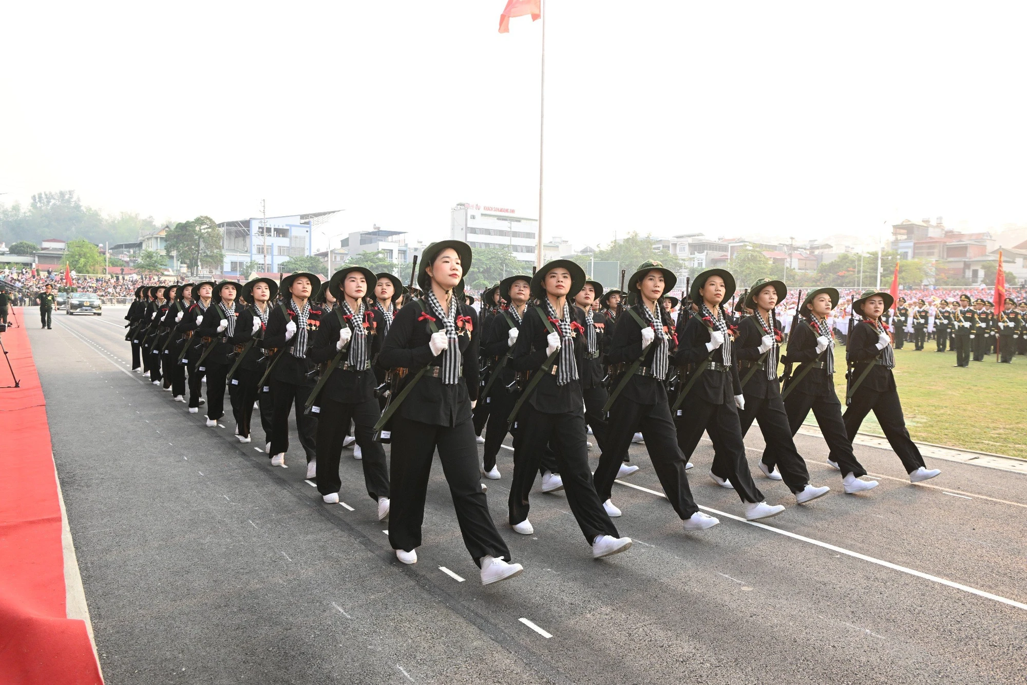 12.000 người hợp luyện diễu binh, diễu hành tại Điện Biên Phủ