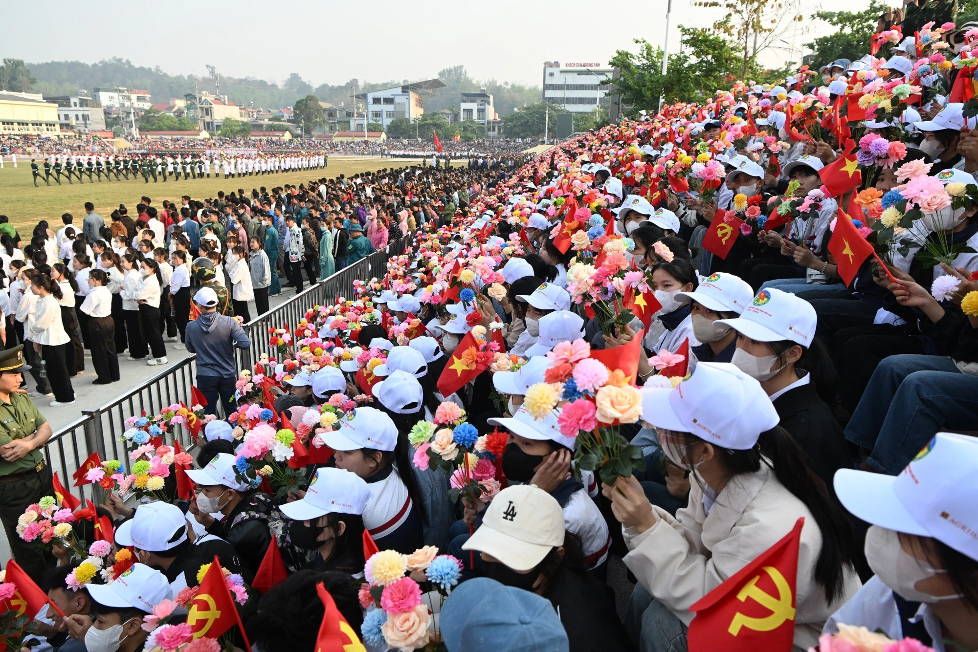 12.000 người hợp luyện diễu binh, diễu hành tại Điện Biên Phủ