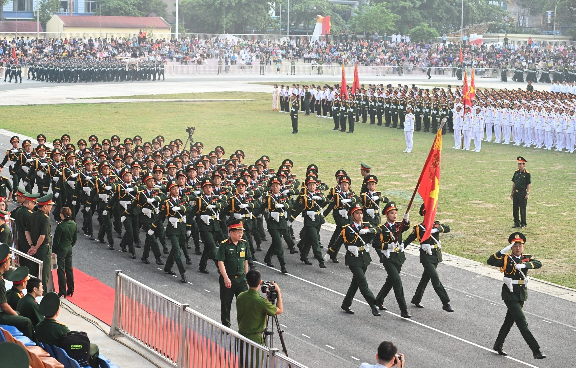 12.000 người hợp luyện diễu binh, diễu hành tại Điện Biên Phủ