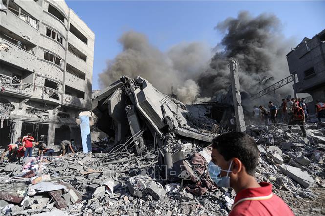 Mỹ, Anh kêu gọi Hamas cân nhắc đề xuất ngừng bắn 40 ngày Cảnh đổ nát sau cuộc không kích của Israel xuống Gaza. Ảnh minh họa: THX/TTXVN