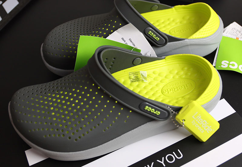 TOP 5+ mẫu dép Crocs chính hãng siêu HOT - siêu bền bỉ