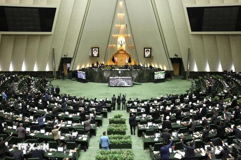 Toàn cảnh một phiên họp Quốc hội Iran tại Tehran. Ảnh tư liệu: AFP/TTXVN