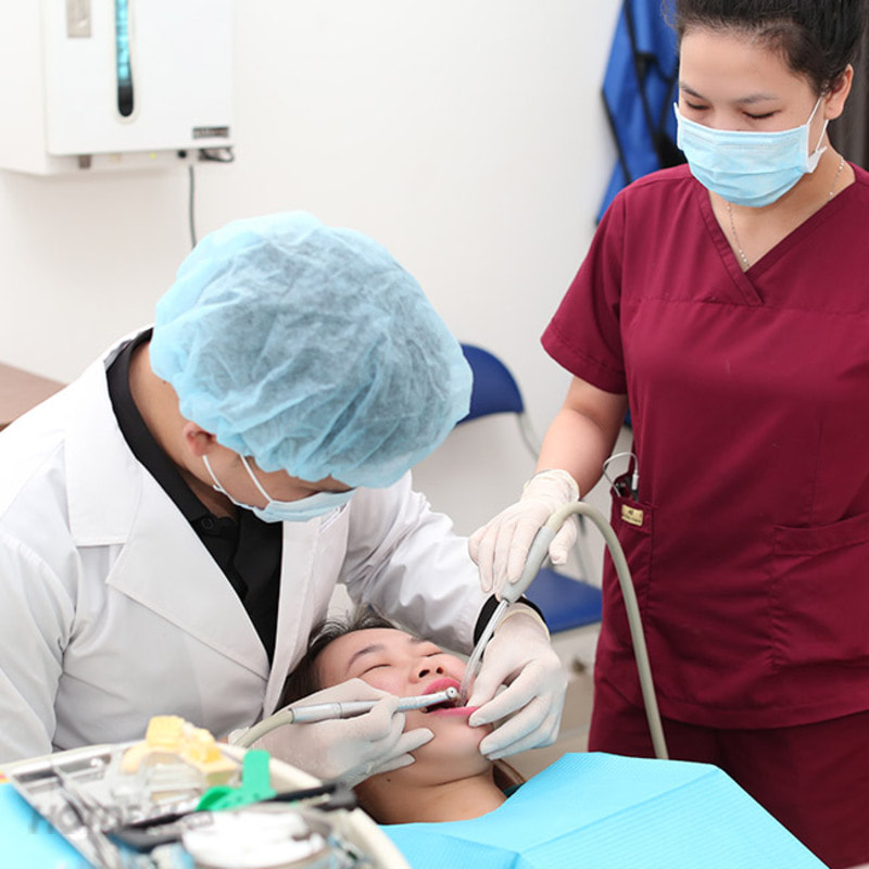 Bọc răng sứ 500K - Mức giá ưu đãi chỉ có tại Nha khoa SGC