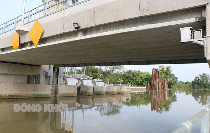 Cống Tân Phú, huyện Châu Thành. Ảnh: Thạch Thảo